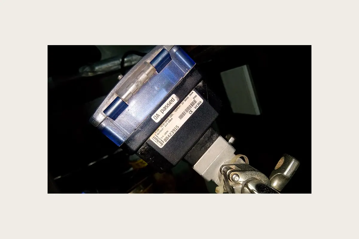 8. Flow Meter for batteries, dc systems, chemicals and hazardous items, team-handled supply reference